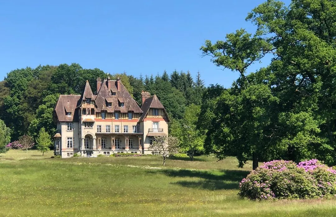 Chateau du Gue aux Biches-1